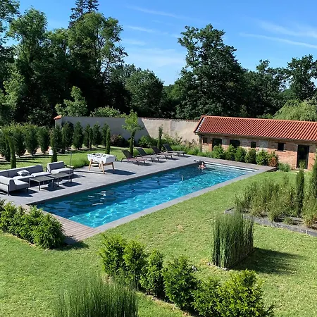 Manoir Avec Piscine Chauffee Et Parc Clos Arbore Villa *
