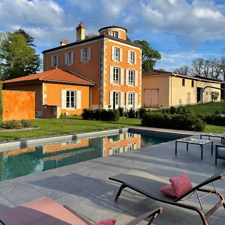 Villa Manoir Avec Piscine Chauffee Et Parc Clos Arbore