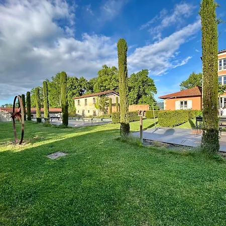 Manoir Avec Piscine Chauffee Et Parc Clos Arbore *