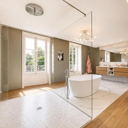 Manoir Avec Piscine Chauffee Et Parc Clos Arbore Villa Peschadoires