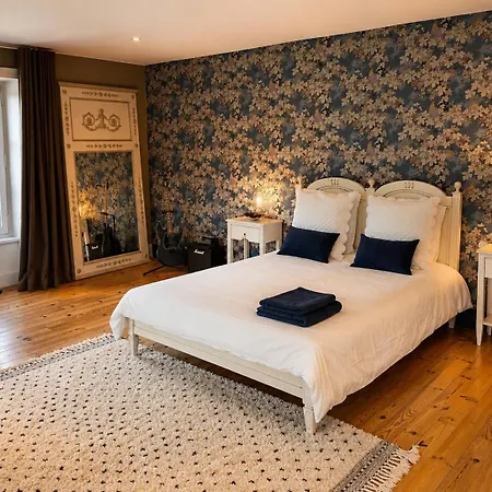 Manoir Avec Piscine Chauffee Et Parc Clos Arbore * Peschadoires